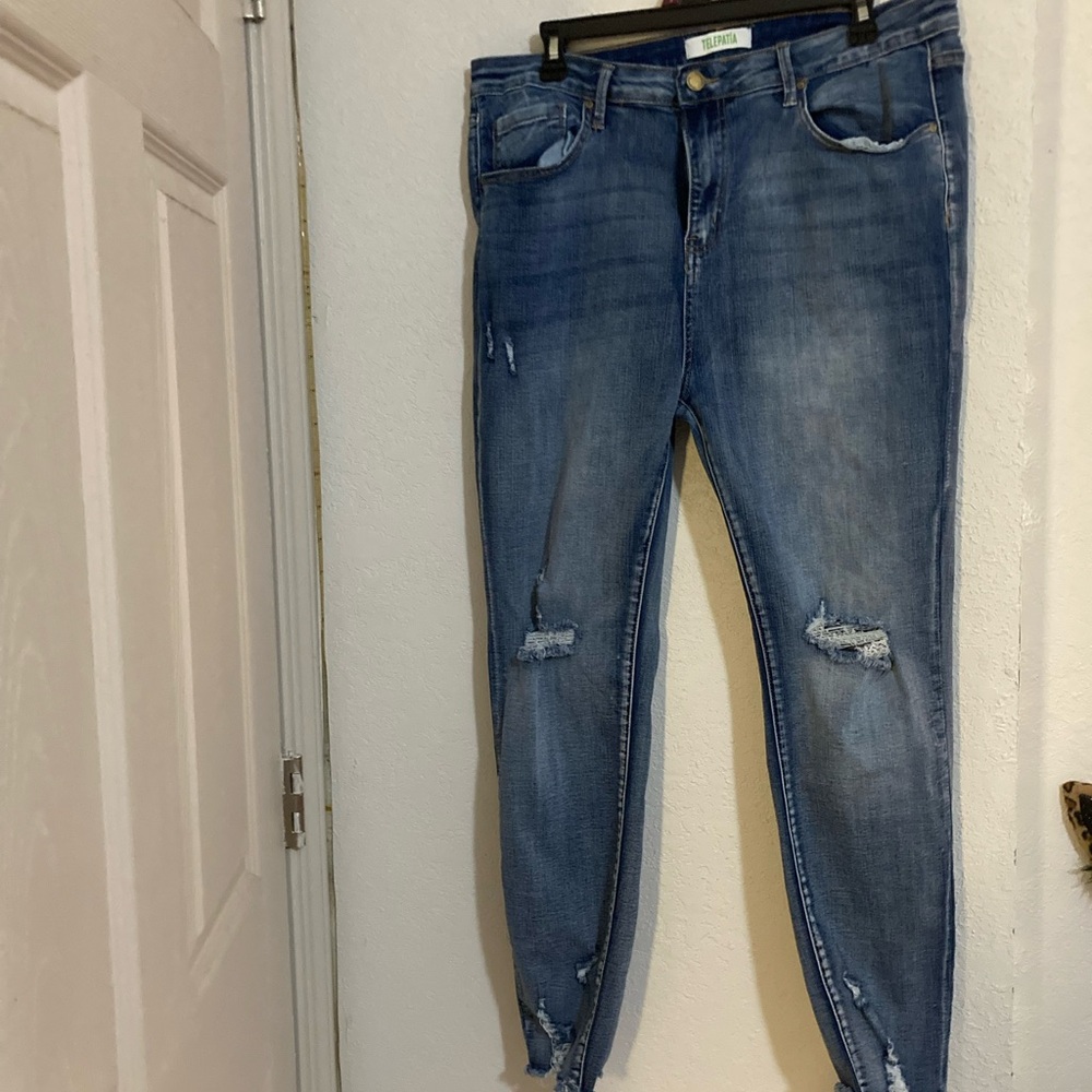 Trendy Blue Distressed Skinny Jeans